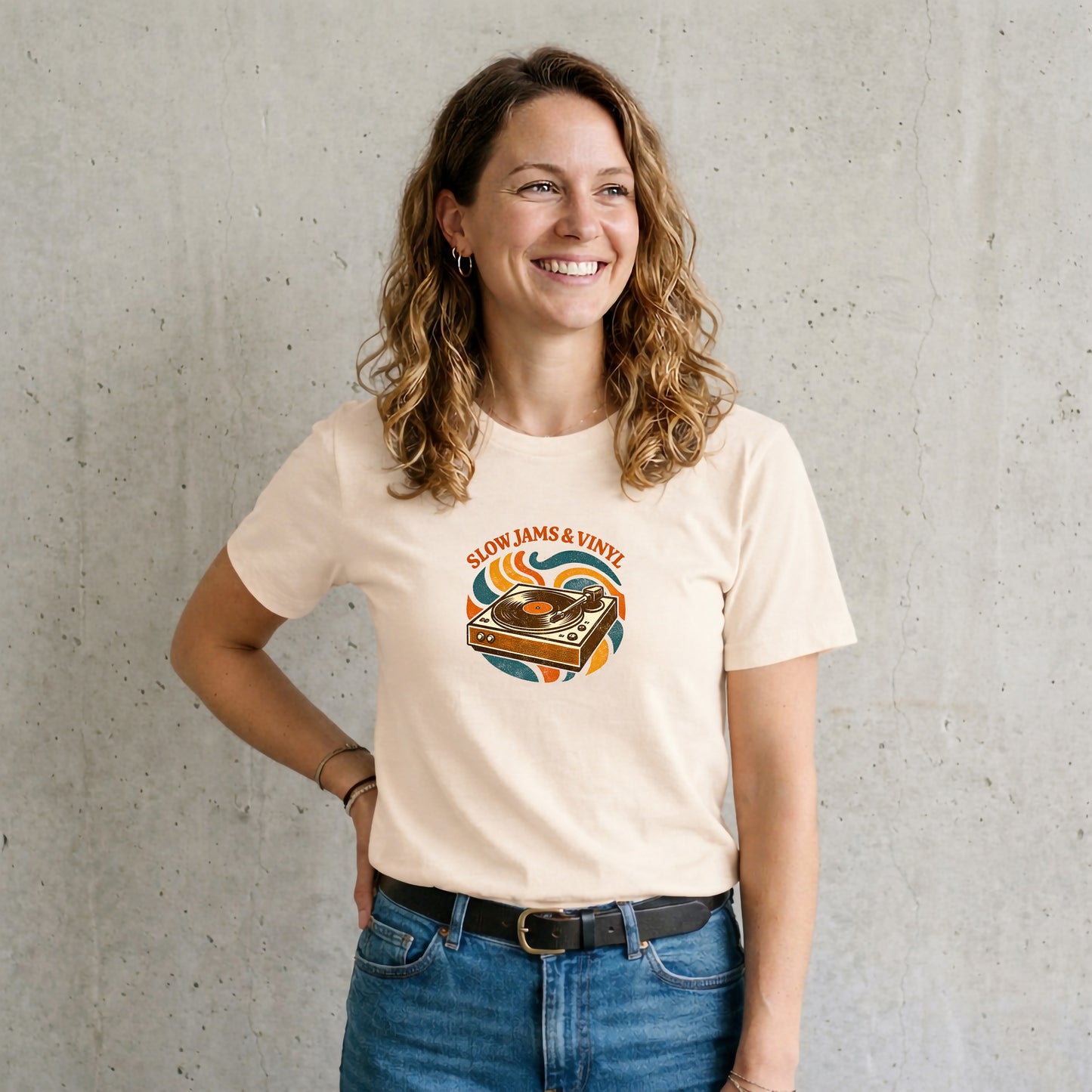 Slow Jams & Vinyl T-Shirt – Retro Plattenspieler Design