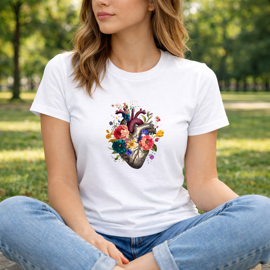 Damen T-Shirt mit floralen Anatomie Herz | Kunstvolles Blumenmotiv voller Gefühl