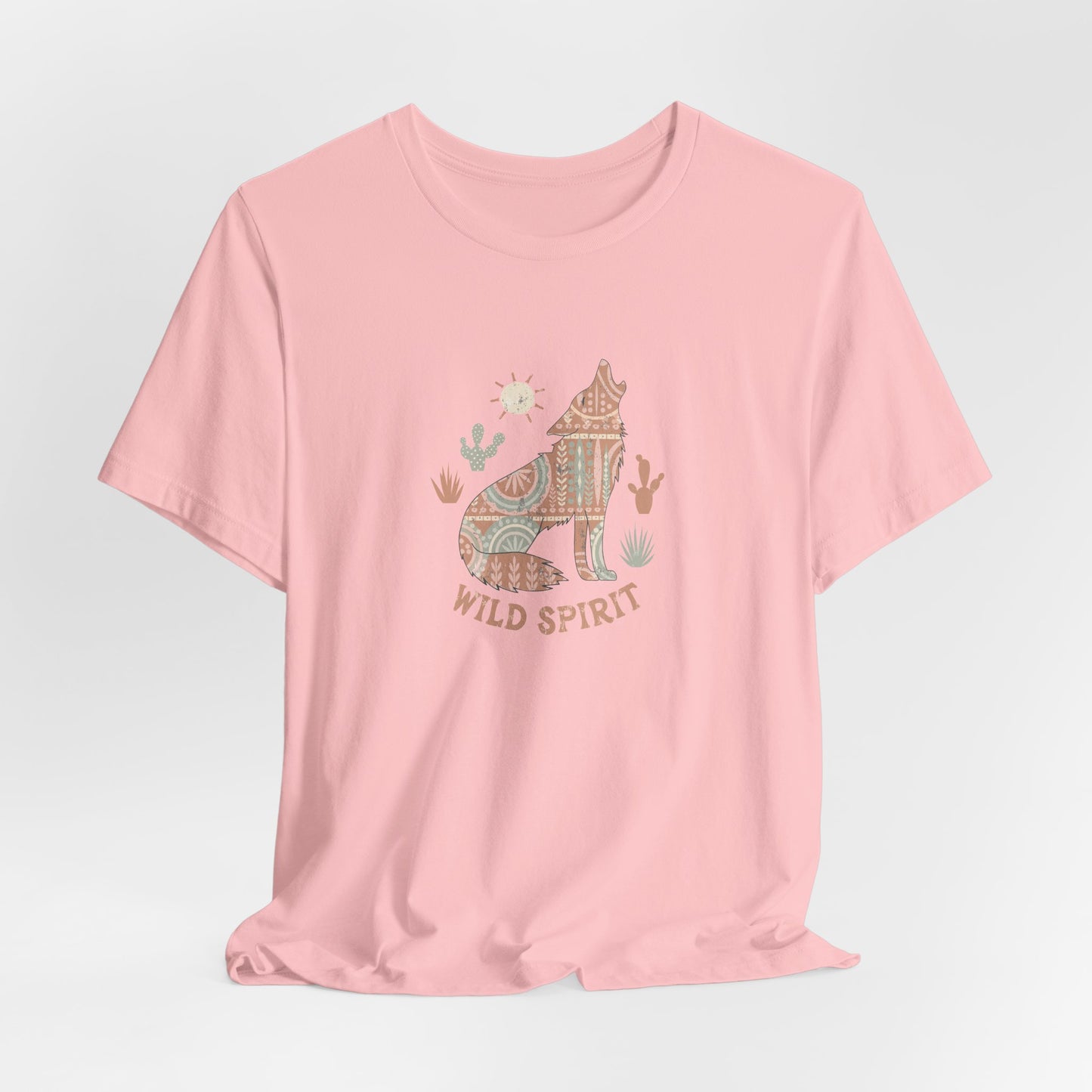 Wild Spirit T-Shirt – Boho Wolf & Wüsten Design