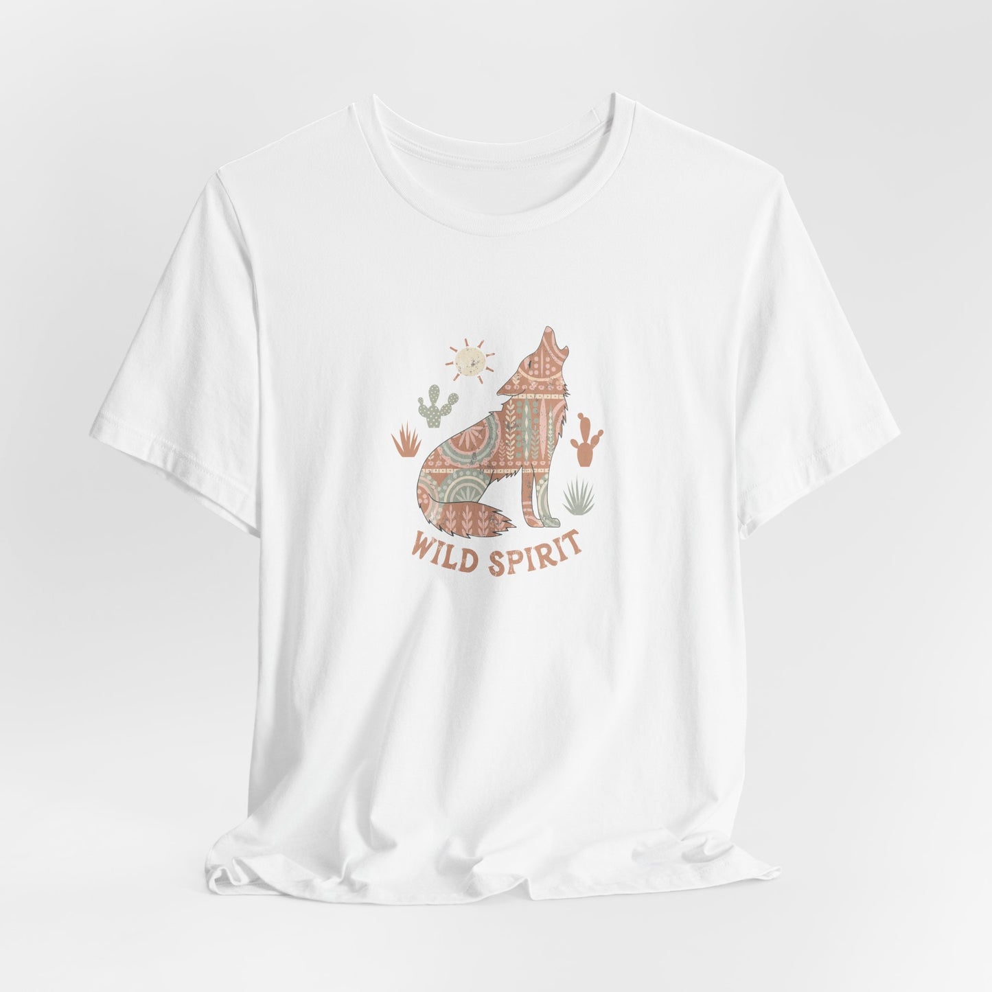 Wild Spirit T-Shirt – Boho Wolf & Wüsten Design